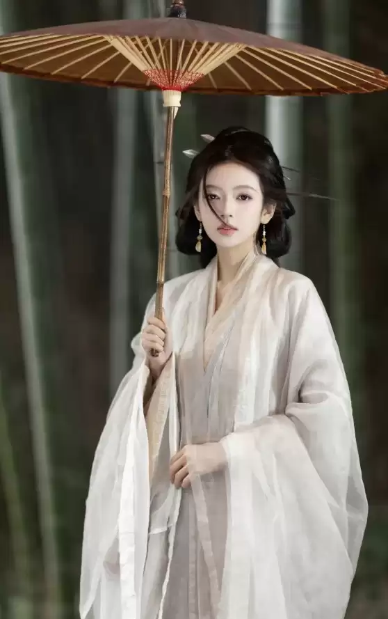 资源《【美女壁纸】迷失幻境系列 古风美女壁纸上千张绝美精品》的海报