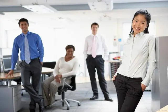 资源《【如何应用职场“法”则畅行职场】》的海报