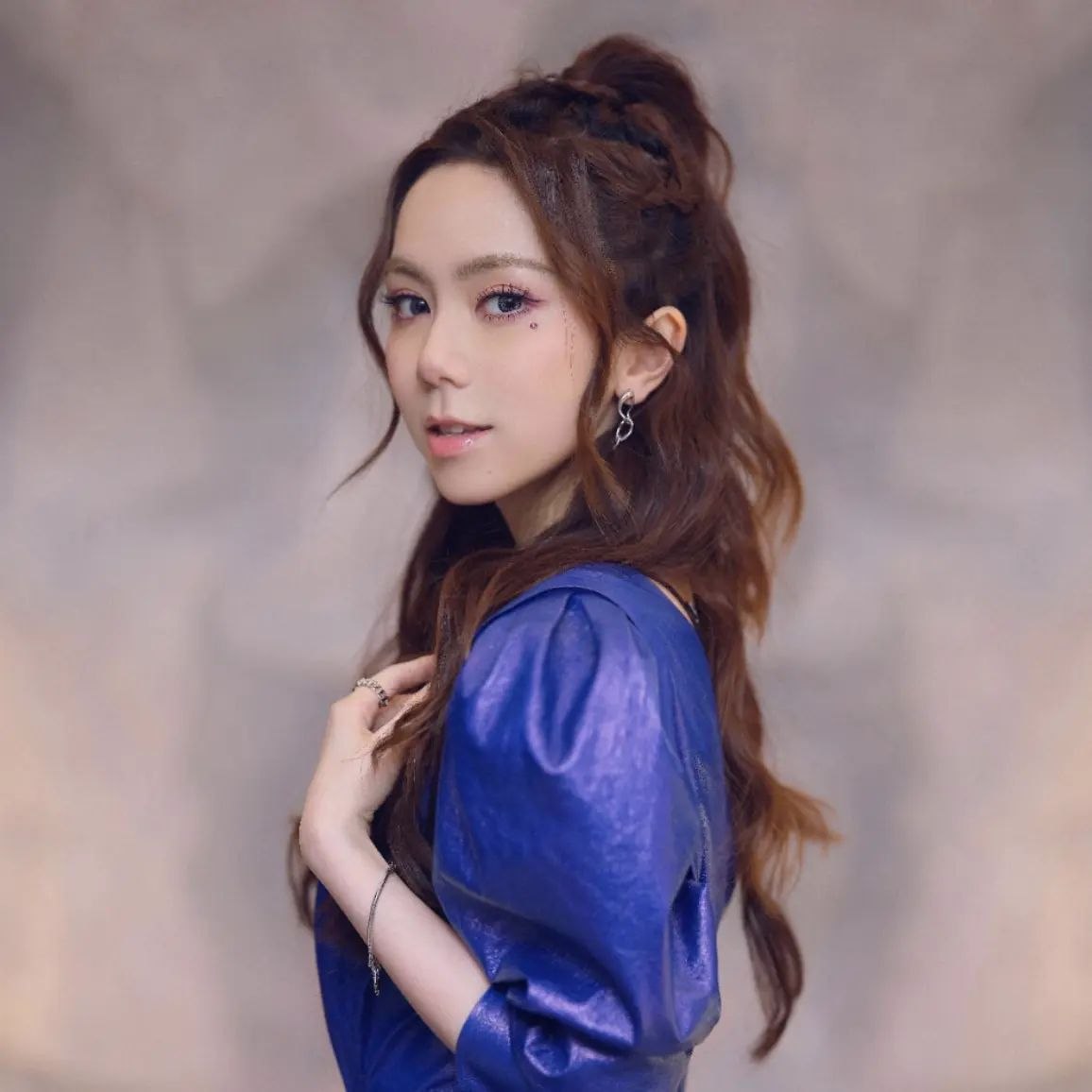 资源《邓紫棋 合集 flac 192khz 24bit》的海报