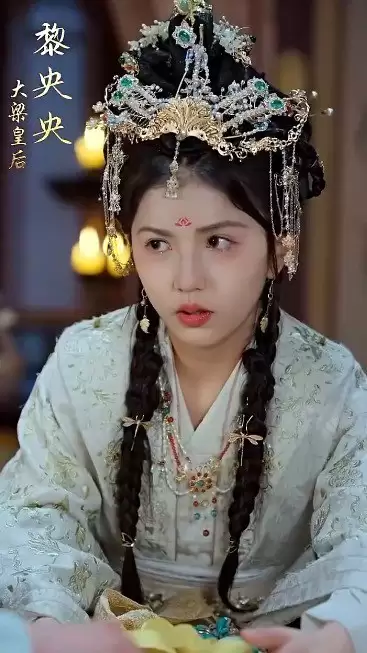 灵魂互换后皇后娘娘野翻了