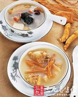 资源《《中医如此神奇之食疗药膳》补肾 补血 补气[pdf]》的海报