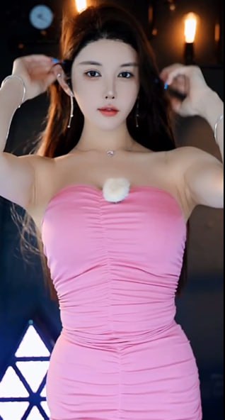 资源《视频号美女-颜可舞蹈视频》的海报